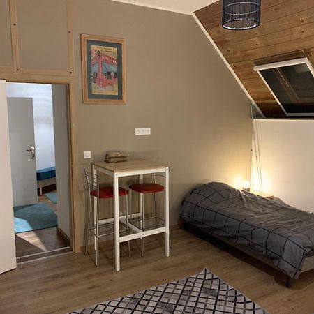 فيلا Comfortable House For 6 Guests In Saint-Come-Du-Mont المظهر الخارجي الصورة