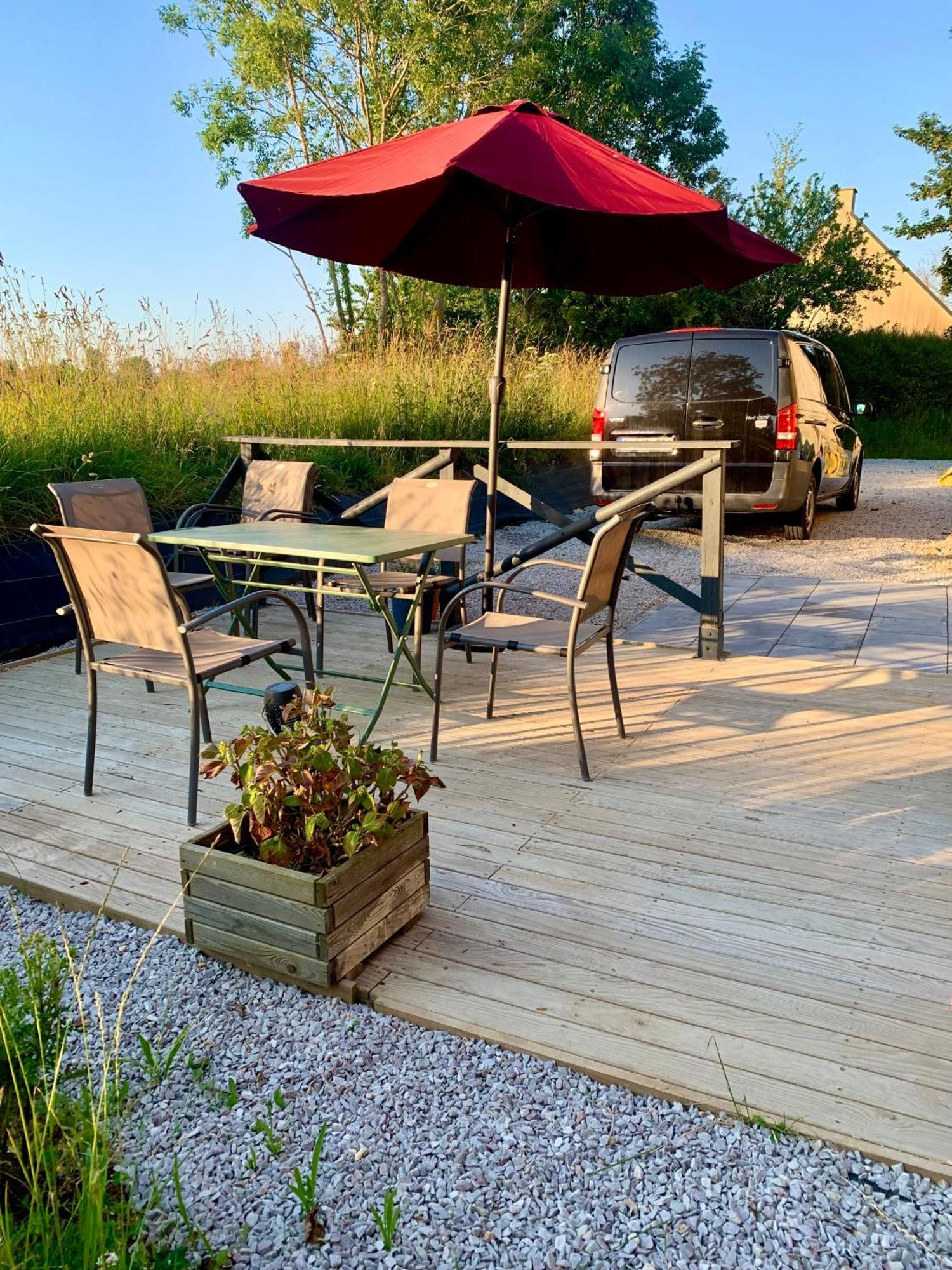 فيلا Comfortable House For 6 Guests In Saint-Come-Du-Mont المظهر الخارجي الصورة